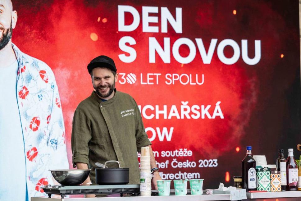 Co s nedělním odpolednem? Dorazte za hvězdami TV Nova Co s nedělním odpolednem? Dorazte za hvězdami TV Nova