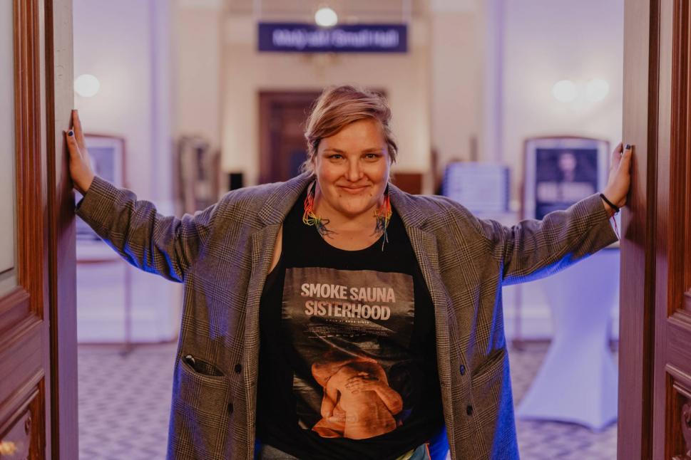 Dobrý film musí dýchat (rozhovor s režisérkou Annou Hints) Dobrý film musí dýchat (rozhovor s režisérkou Annou Hints)