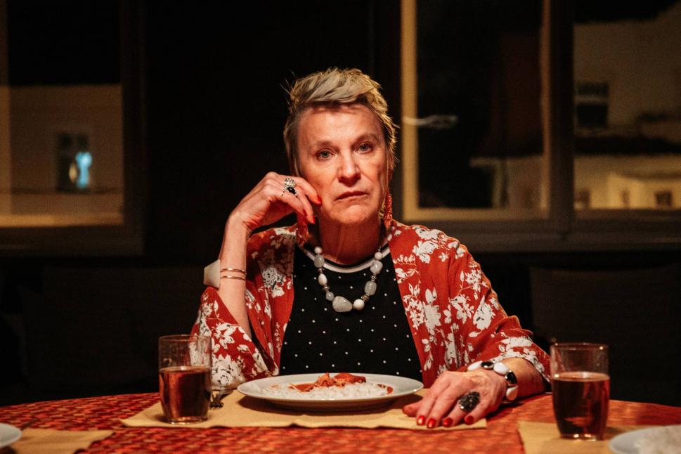 Oceňovaná černá komedie Přišla v noci v ROKINU Oceňovaná černá komedie Přišla v noci v ROKINU