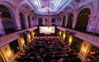 Odhalujeme soutěžní filmy! Odhalujeme soutěžní filmy!