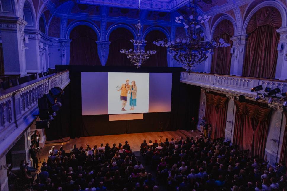 Odstartovali jsme životopisným snímkem Odstartovali jsme životopisným snímkem