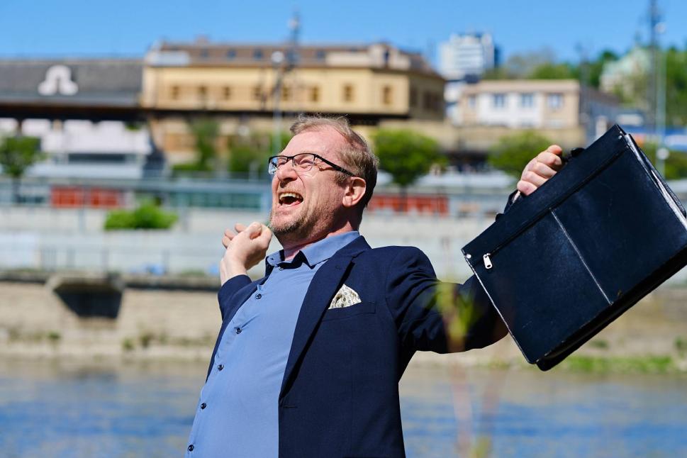 Slavnostní zakončení poprvé pro širokou veřejnost a s filmem Něco za něco Slavnostní zakončení poprvé pro širokou veřejnost a s filmem Něco za něco