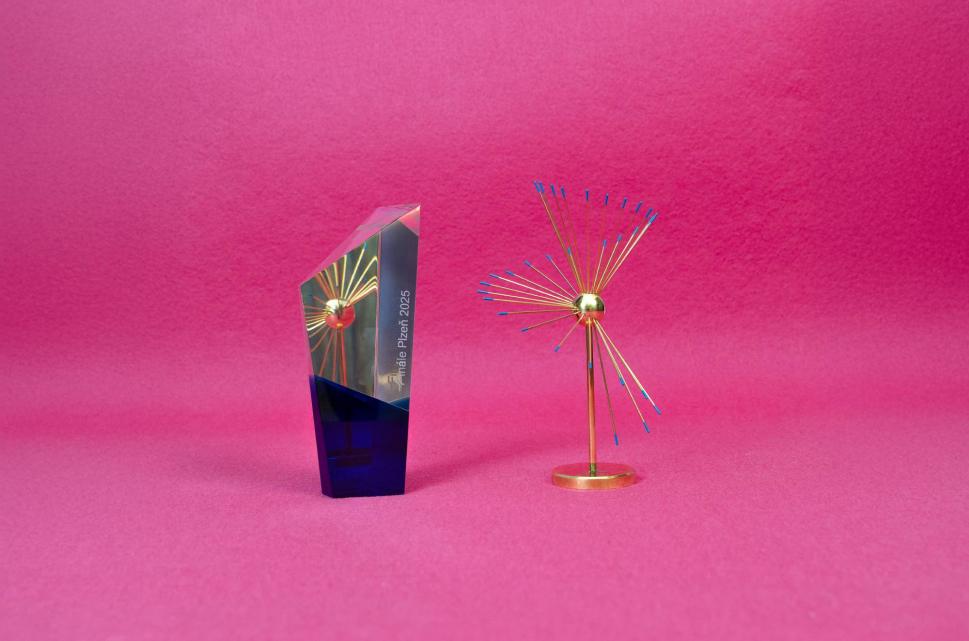 Vítězné filmy 38. Finále Plzeň získaly Zlaté ledňáčky a studentské ceny. Zabodovaly Pohádky po babičce, Dům bez východu i Náhradníci Vítězné filmy 38. Finále Plzeň získaly Zlaté ledňáčky a studentské ceny. Zabodovaly Pohádky po babičce, Dům bez východu i Náhradníci